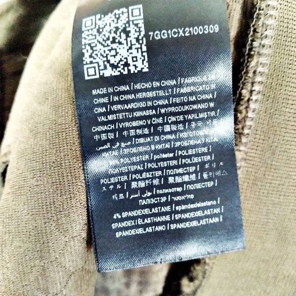 G by Guess Army Green Quilted Textured Zip Up Jacket - Picture 10 of 11